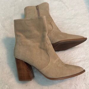 Steve Madden Beige Heeled Boots